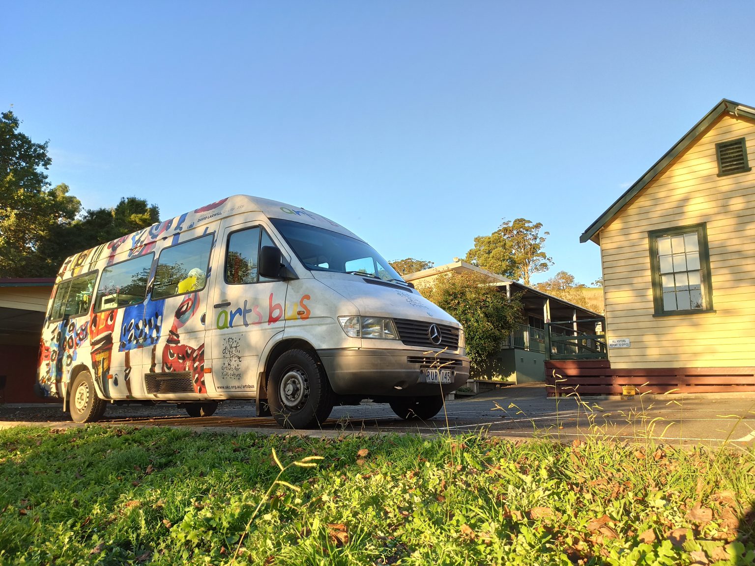 Photo of the artsbus in regional Victoria with a blue sky